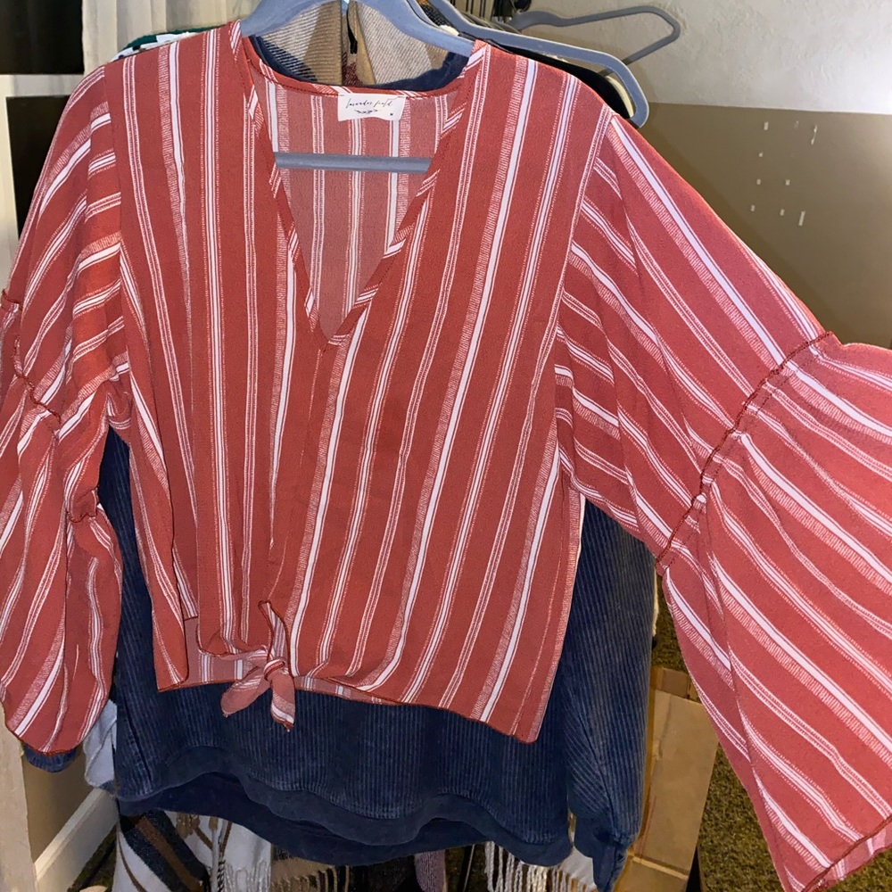 TJX wide sleeve blouse